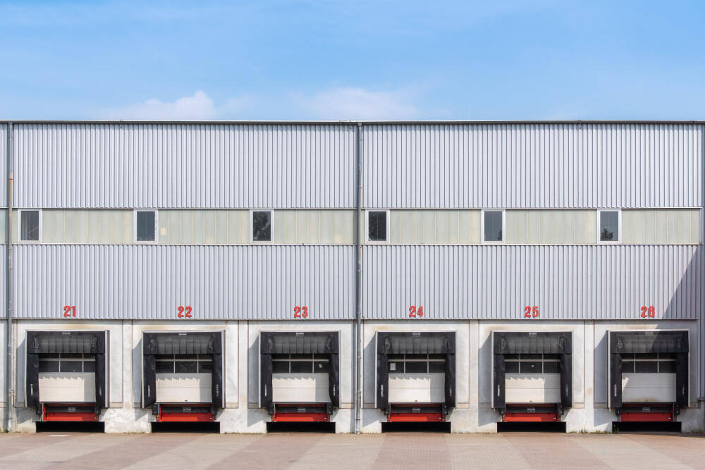 Loading Dock Equipment Toronto Operations Need This Winter to Prevent Ice Hazards