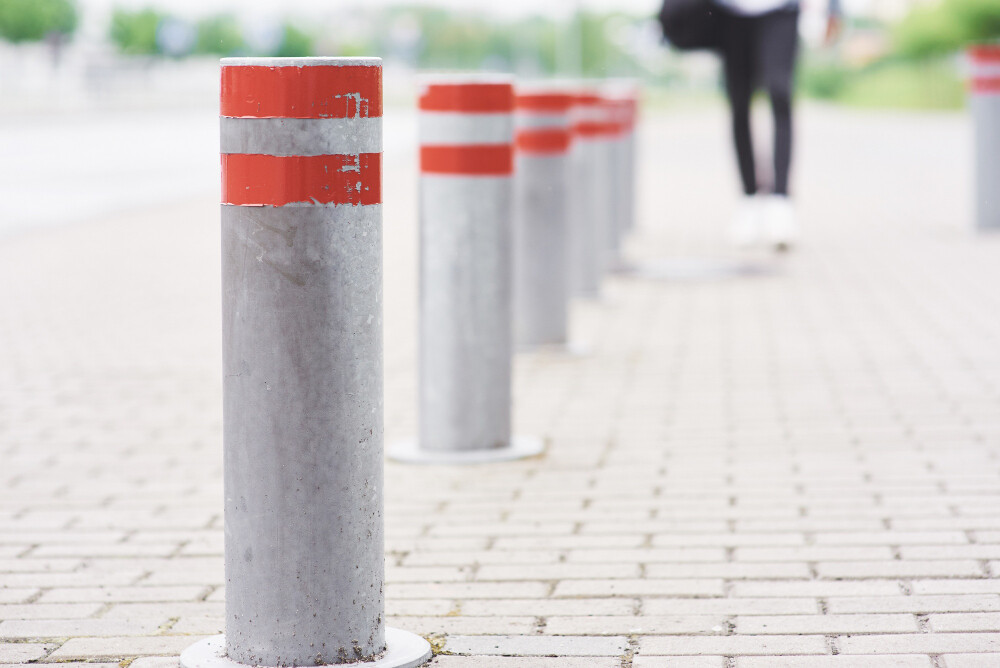 How Hydraulic Bollards in GTA Can Reduce Unauthorized Parking in Busy Urban Areas